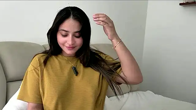 demieliss online show from April 16, 8:58 am