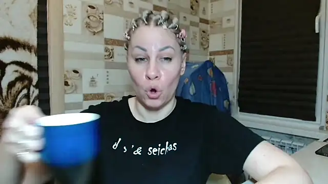 TherestlessKitty online show from April 23, 10:12 pm