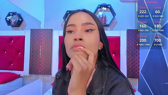 Karoll014 online show from October 13, 1:14 pm