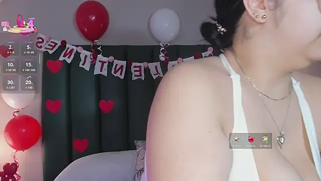 juicy led  online show from February 16, 11:21 am