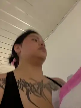  luna torres online show from February 25, 12:48 pm