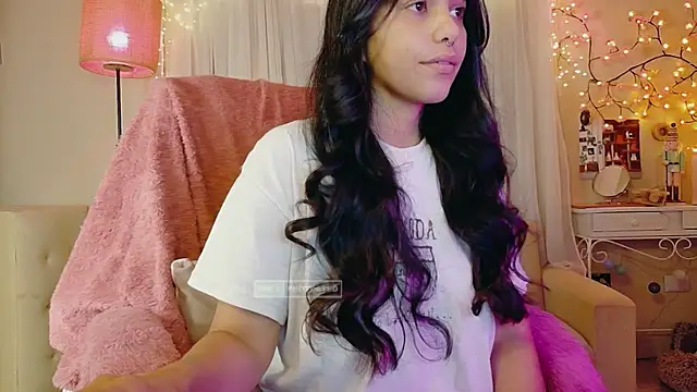 AllisonCatUwU online show from August 7, 3:08 pm
