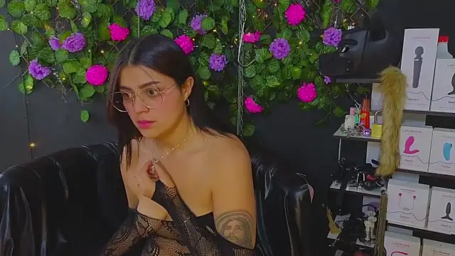 Sweett Mollyy online show from June 9, 6:07 pm