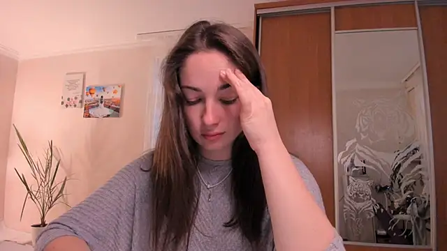 cClandesTina online show from September 9, 3:56 pm