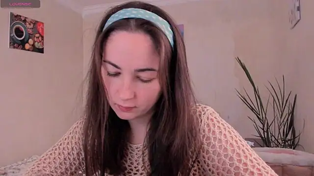 cClandesTina online show from October 2, 2:11 pm