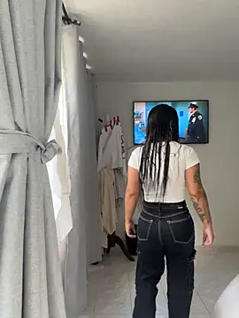 Pretty Isadora online show from October 24, 9:22 pm