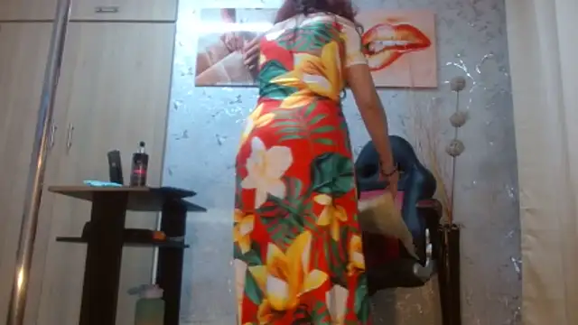 Samantabrown  online show from February 2, 11:20 am