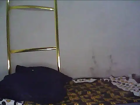 Adaline-Paris online show from January 31, 8:40 pm