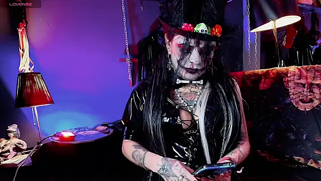 MorganaCrowley online show from October 21, 8:02 pm