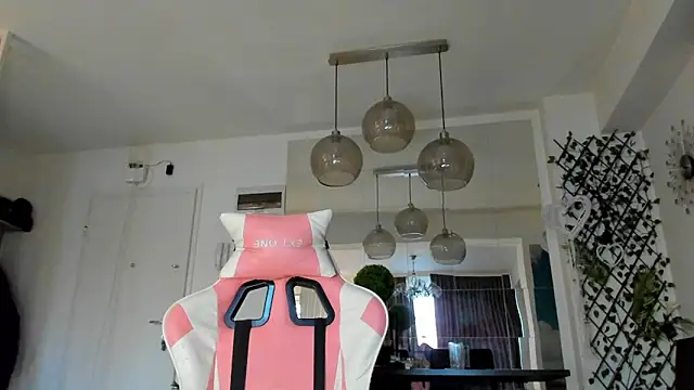 IreneVON online show from February 27, 5:18 am