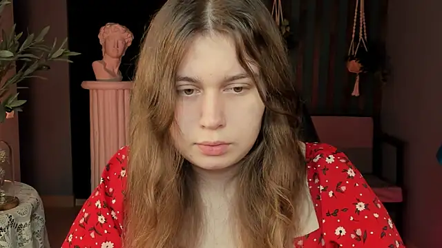 FioraMarmoris online show from November 4, 5:34 am