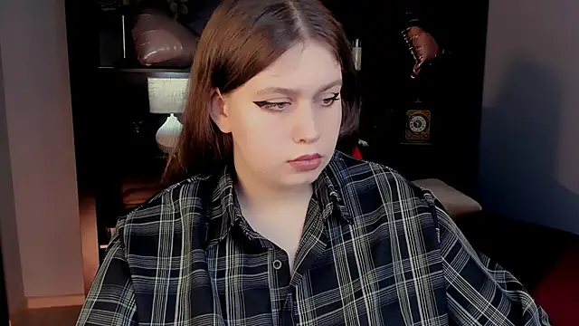 FioraMarmoris online show from February 15, 7:51 am