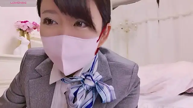 maii- online show from March 20, 1:49 pm