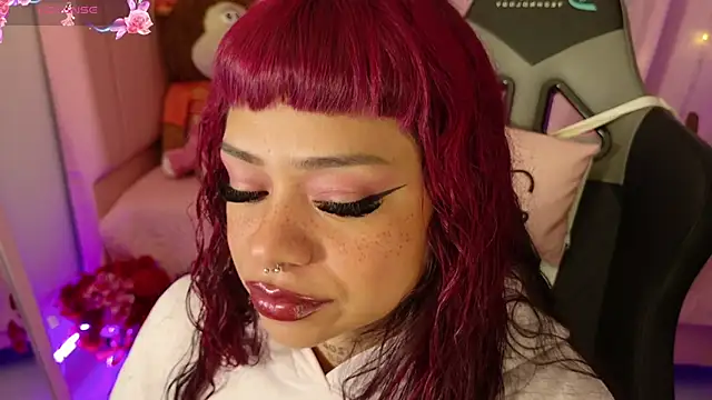 zoesullivan online show from April 23, 10:01 am