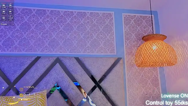 oceane becker online show from April 23, 12:29 pm