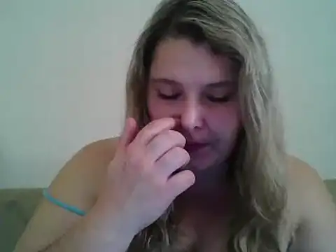 ParisMimi online show from November 18, 7:31 am