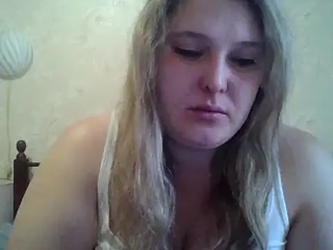 ParisMimi online show from February 17, 9:19 am