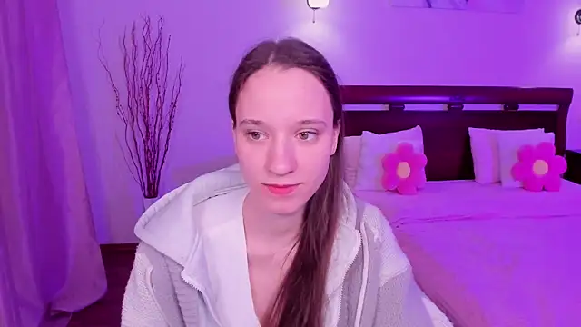 StaceySunny online show from April 23, 6:32 pm