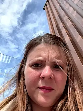 Nina blain online show from September 22, 12:03 pm