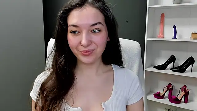 Meagn Extasy online show from February 13, 9:00 am