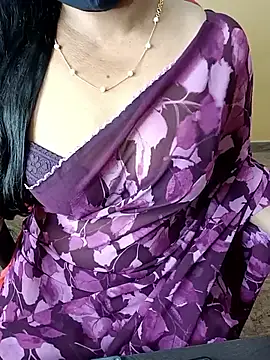 Lusty-couplee online show from February 17, 4:50 pm