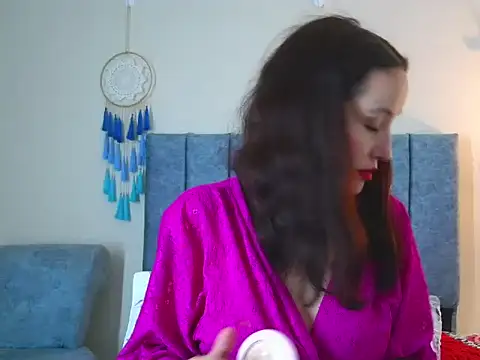 IberianMoonMK online show from October 17, 6:00 pm