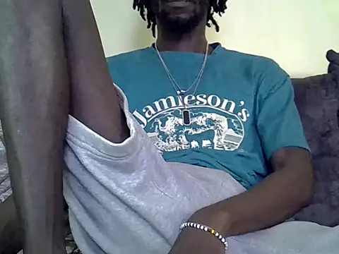 Delicious-D online show from May 6, 5:33 am