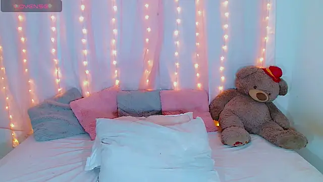 Amatistablue online show from October 7, 9:19 pm