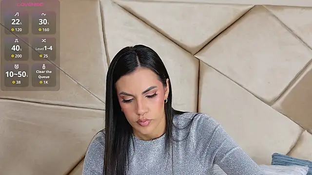 Camille Torres online show from November 4, 12:43 pm