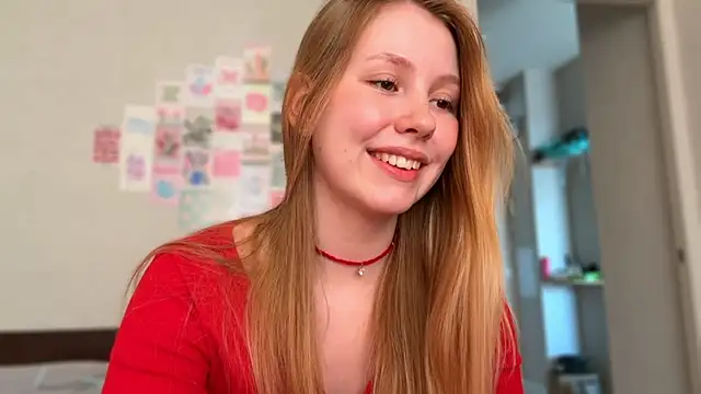 HoneyAudrey online show from April 14, 2:33 am