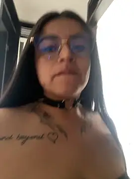 Devilsweet17 online show from October 18, 6:31 pm