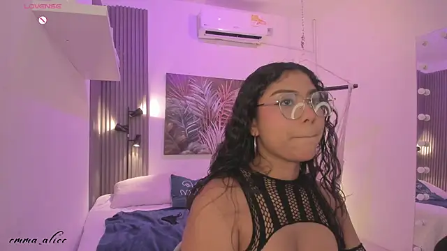 emma alice  online show from September 30, 12:22 pm