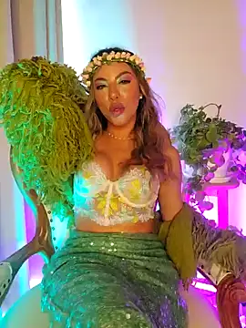 Karen San Miguel online show from October 31, 8:13 pm