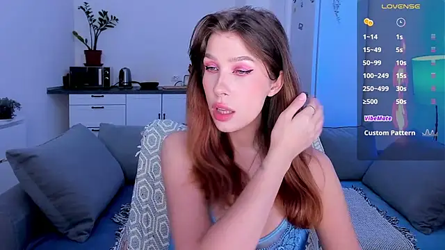 tenderdreams online show from September 17, 9:24 pm