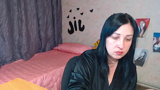 JillStevens online show from September 30, 8:24 pm