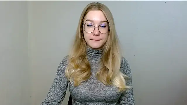 cindi hot online show from April 27, 2:36 pm