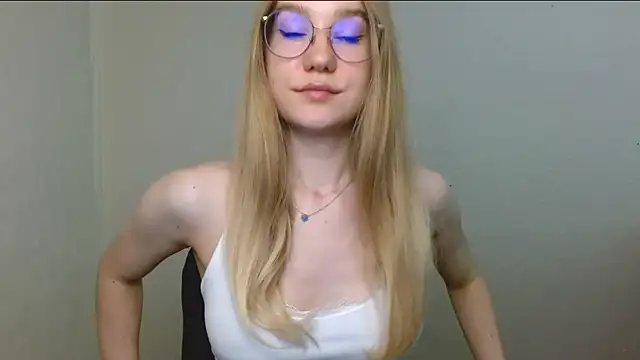 cindi hot online show from July 12, 12:28 pm
