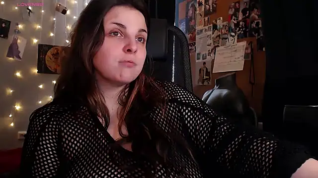 Saya sweet online show from October 9, 7:23 am