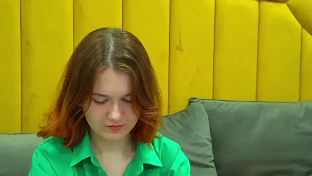 LessySmith online show from March 13, 4:08 pm