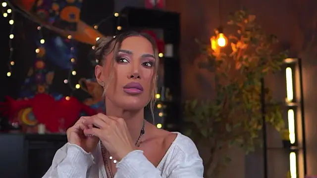 Evelyn Evyyy online show from March 16, 7:07 pm