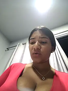 Sofythom1 online show from April 29, 5:43 am