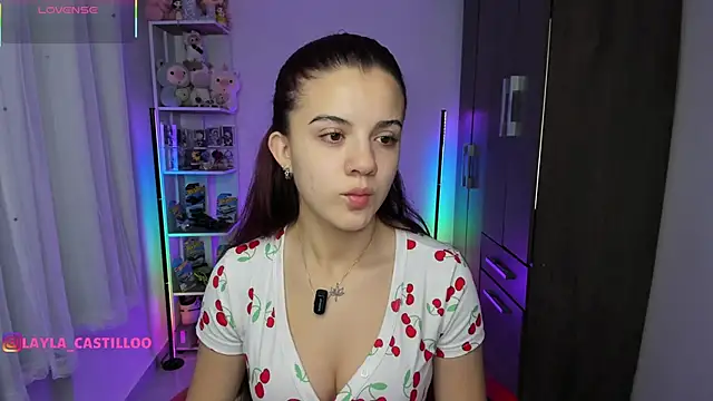 Layla castilloo online show from September 28, 10:31 am