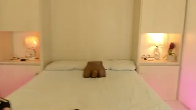 KendallRosse1 online show from April 2, 12:13 pm