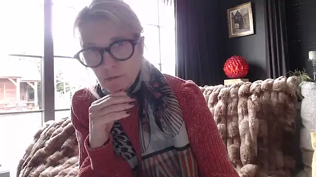 godinflower online show from January 13, 1:26 pm