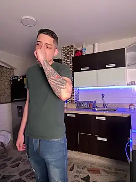 samantha kevin online show from February 15, 4:15 am