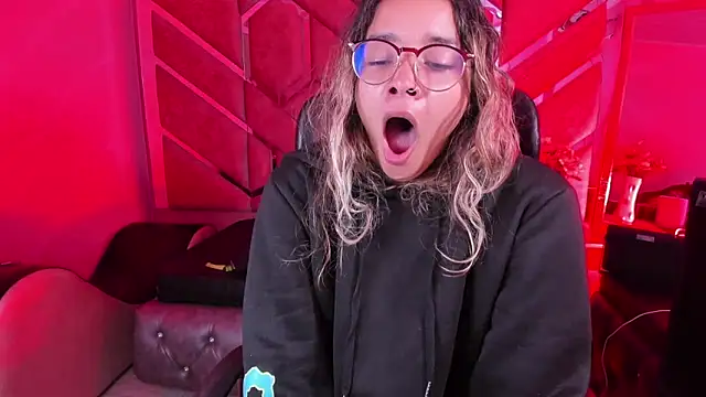 Olivia Fox69 online show from February 13, 7:21 am