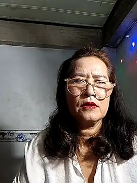 phnz online show from March 11, 8:22 pm