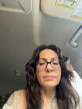 BeautifulMesss online show from April 3, 5:22 pm