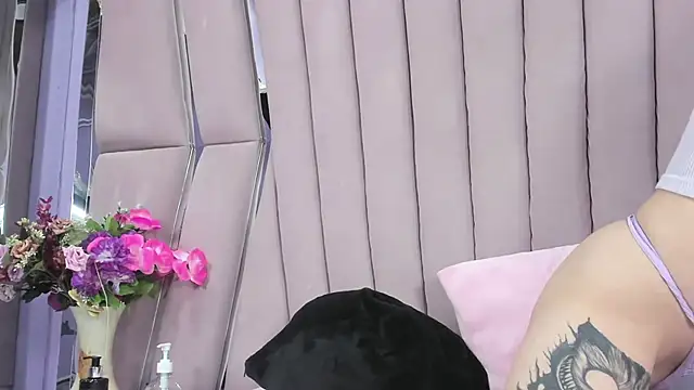 Sasha Petitte online show from November 29, 3:21 am