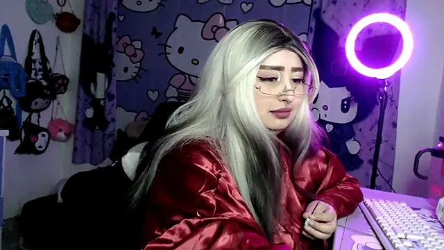 lussyevans24 online show from June 2, 4:24 am